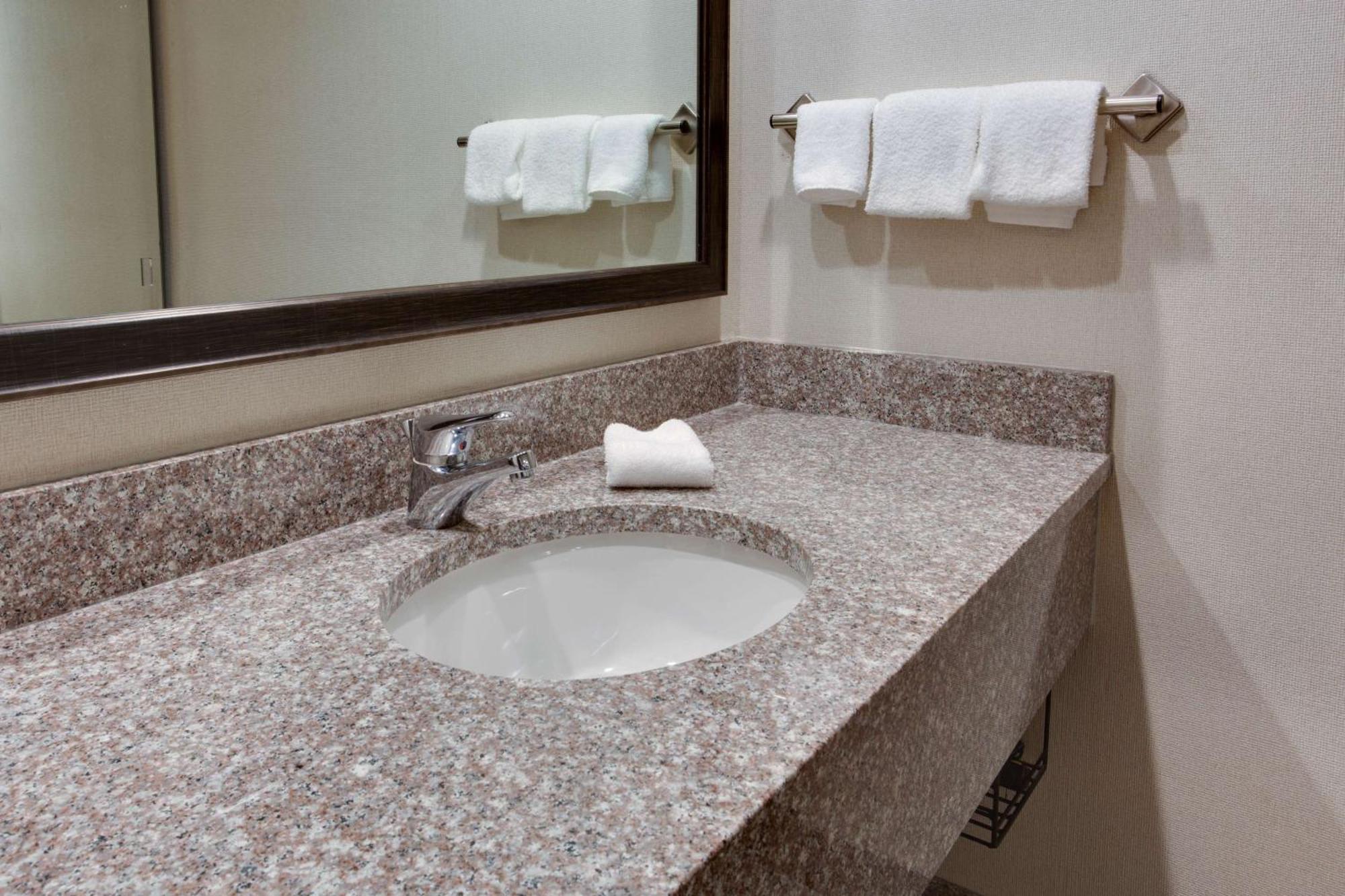Drury Inn & Suites Nashville Airport 외부 사진